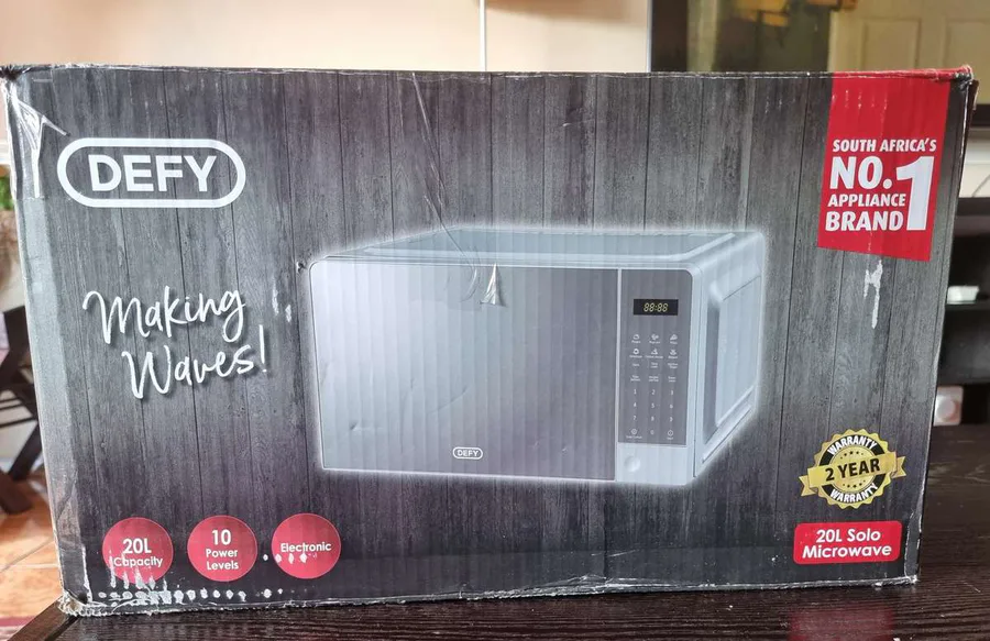 Defy Dmo383 20l Silver Mirror view 3